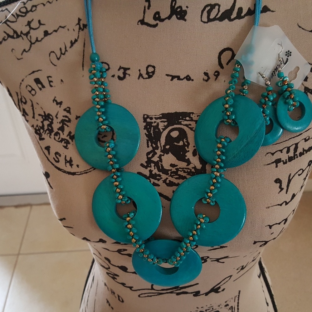 💕NWT Fashion Jewelry Set